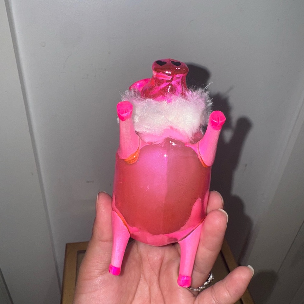 Betsey Johnson Pink Pig  Blown Glass  Ornament - Picture 8 of 8